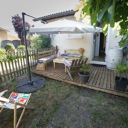 Holiday home Maisonpetitgasbiganos